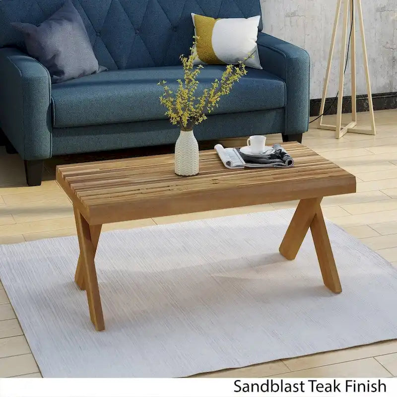 Couchtisch im Landhausstil aus Akazienholz mit Kreuzgestell