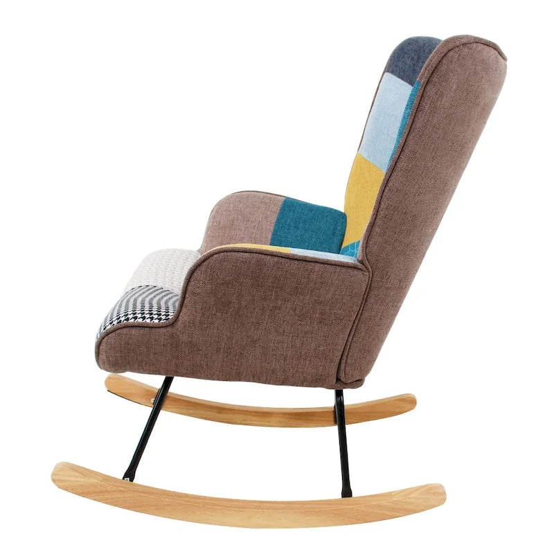 Poltrona a dondolo alta in stile mid-century con rivestimento in lino patchwork e gambe in legno