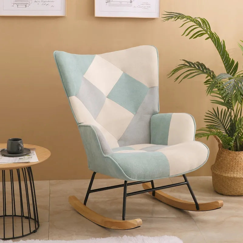 Poltrona a dondolo alta in stile mid-century con rivestimento in lino patchwork e gambe in legno