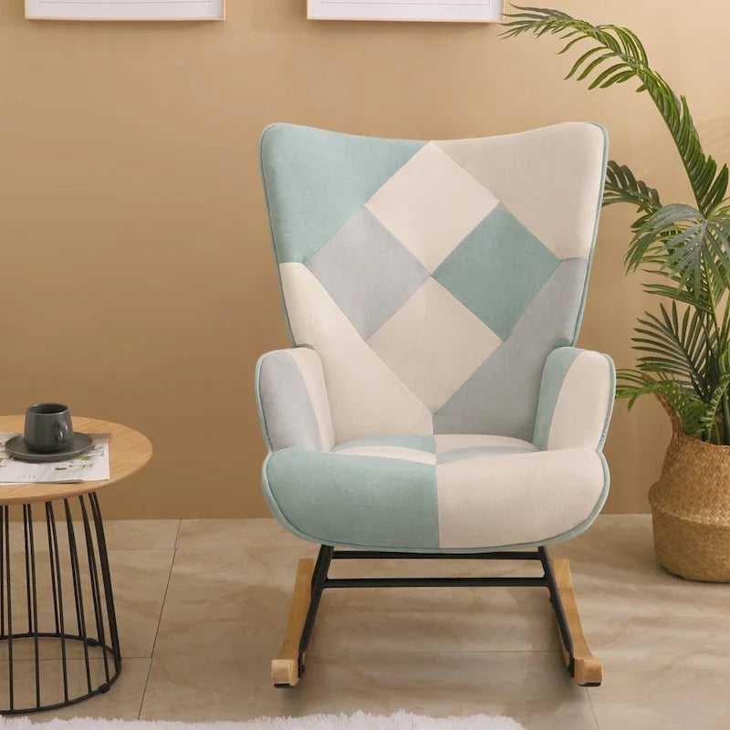 Poltrona a dondolo alta in stile mid-century con rivestimento in lino patchwork e gambe in legno