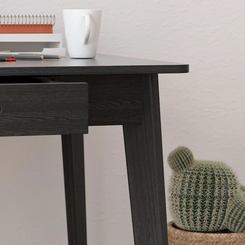 Scrivania in legno per scrivere e computer con ampio piano