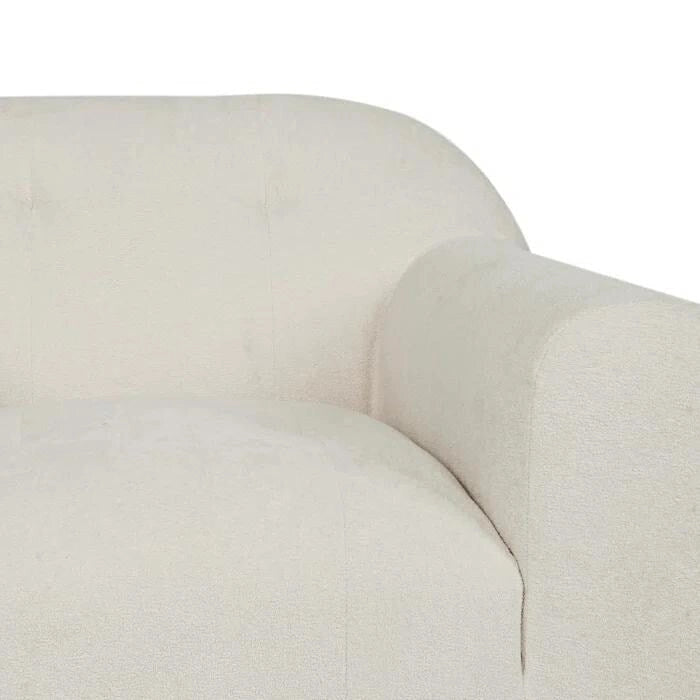 Poltrona club moderna in bouclé con design dai bordi senza cuciture