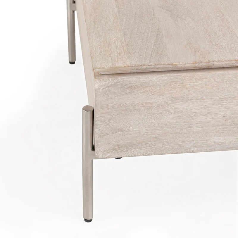 Couchtisch aus Mangoholz mit höhenverstellbarer Platte, weiß, mit Metallbeinen